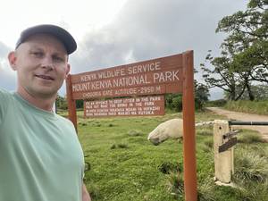 Climbing Mount Kenya 4
