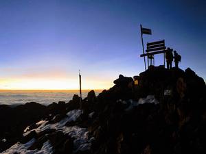 Climbing Mount Kenya 51
